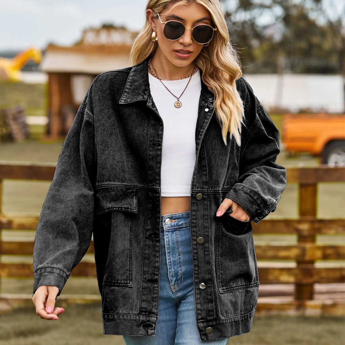 Naya – Women's denim jacket with oversized fit