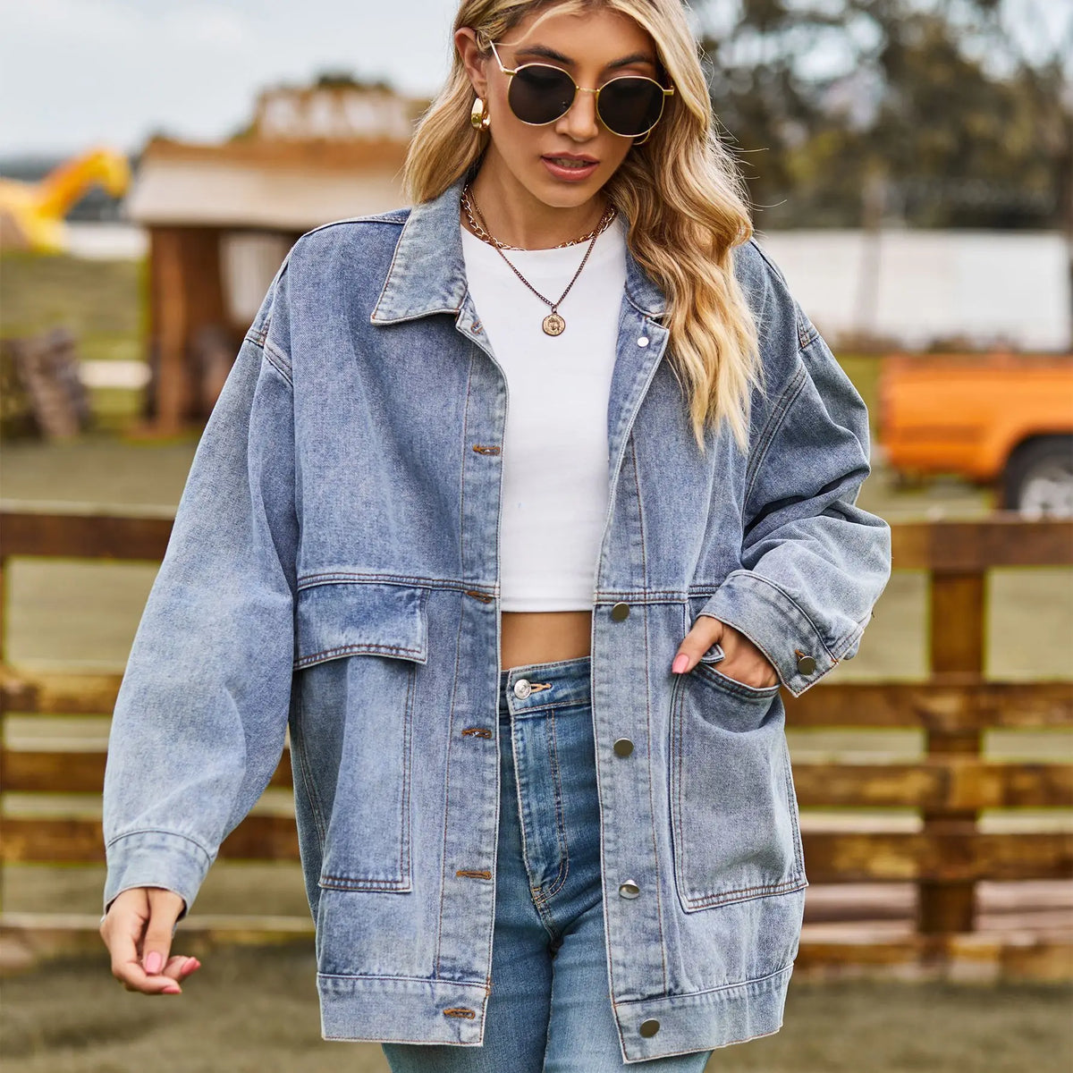 Naya – Women's denim jacket with oversized fit