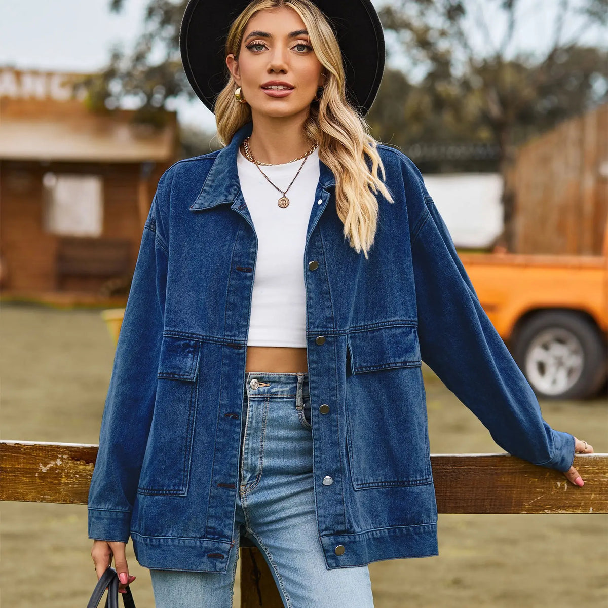 Naya – Women's denim jacket with oversized fit