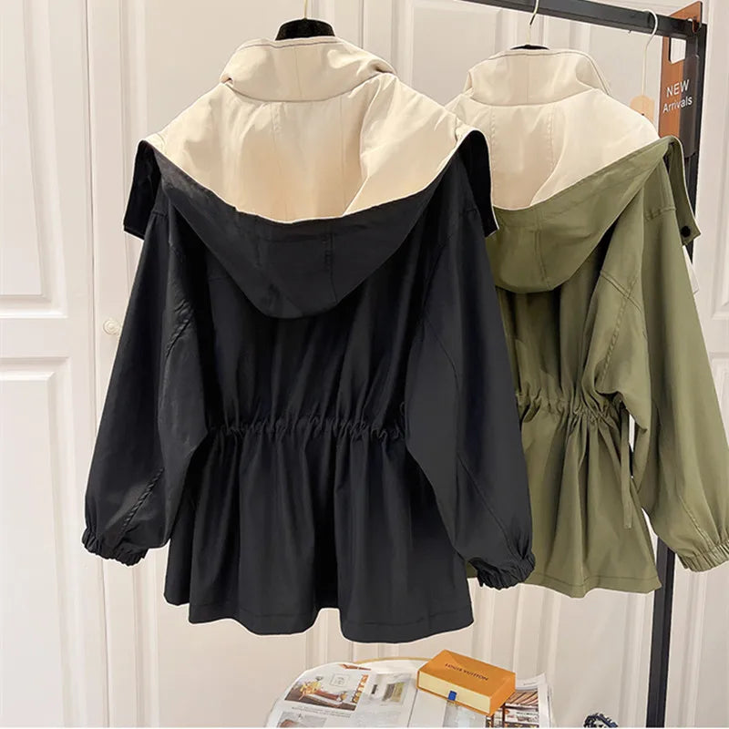 Chic Women's Windproof Jacket - Weather-Resistant Design