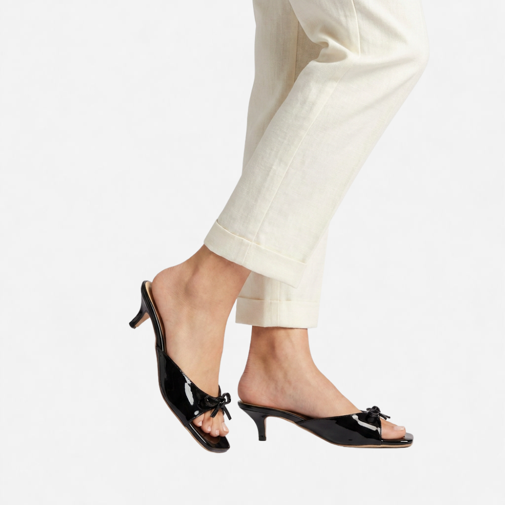 OLDMONEYLOOK | Women Classic Refined Kitten Heel Pumps