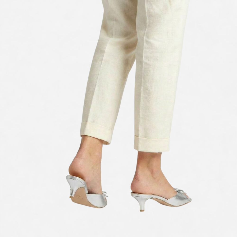OLDMONEYLOOK | Women Classic Refined Kitten Heel Pumps