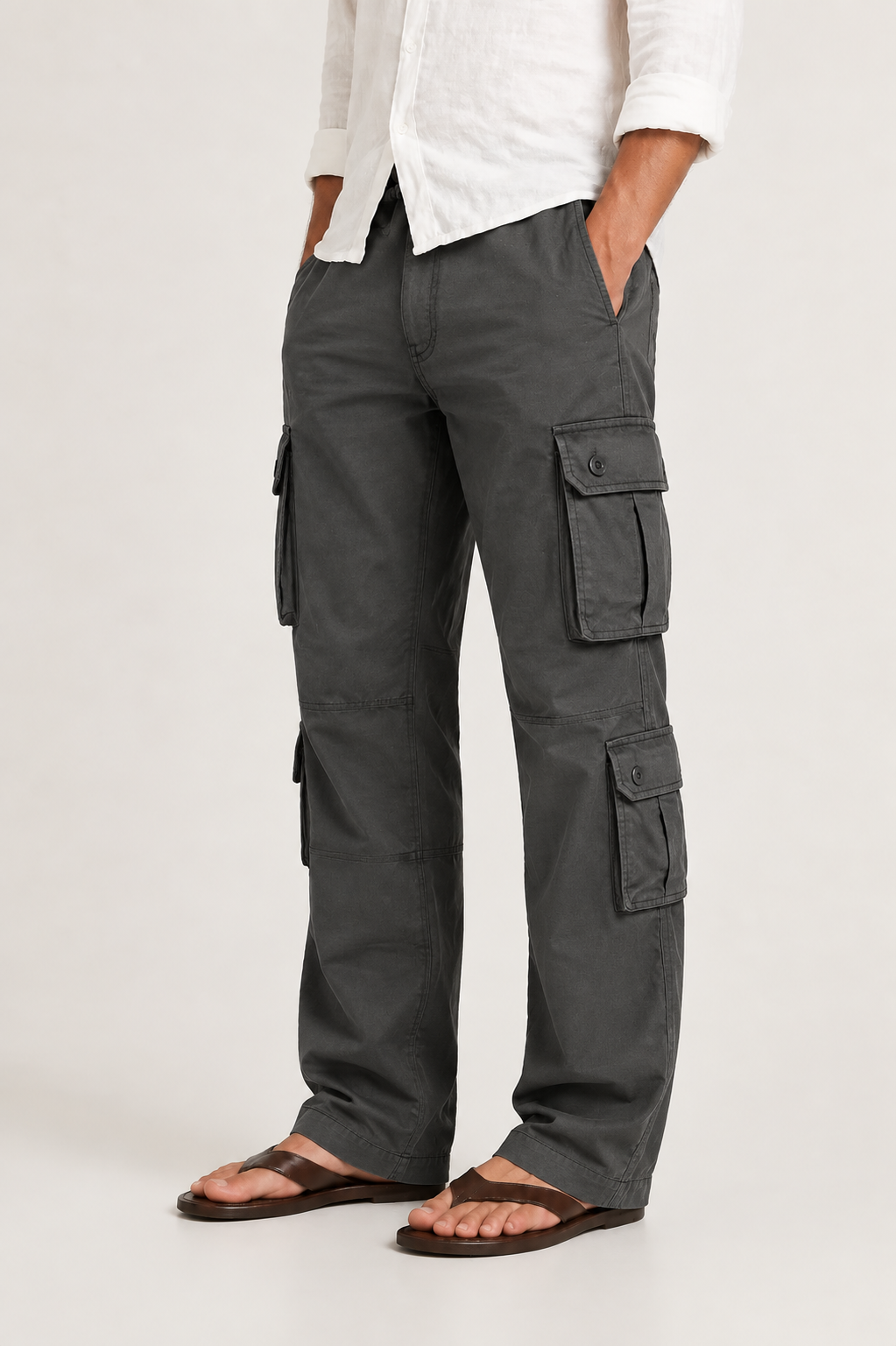 Men's Cargo Trousers with Straight Fit and Functional Pockets