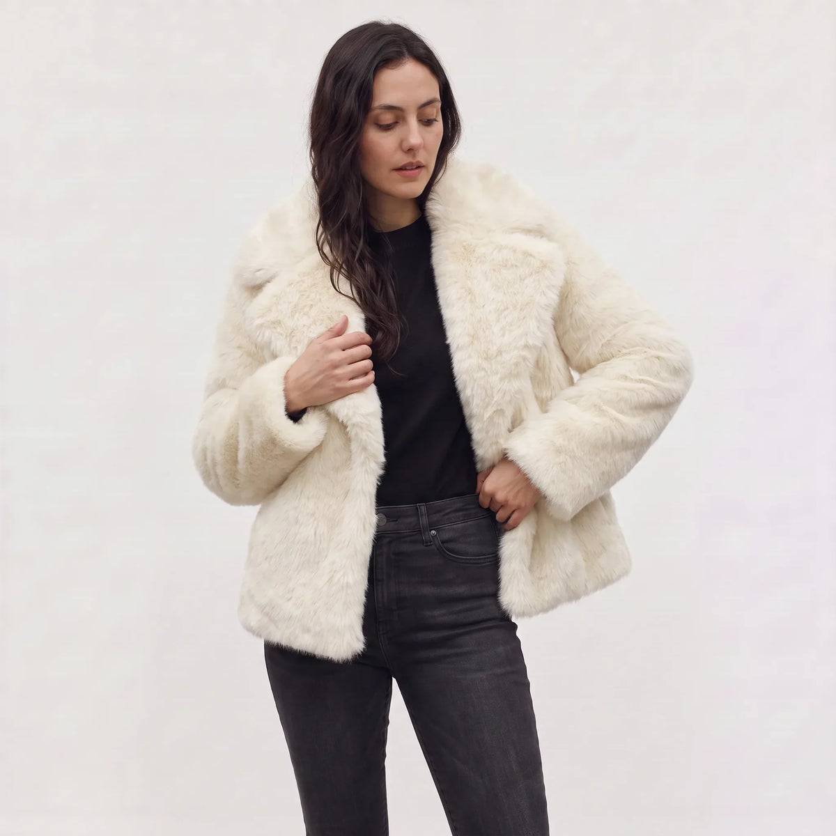 Oversized Women's Faux Fur Coat