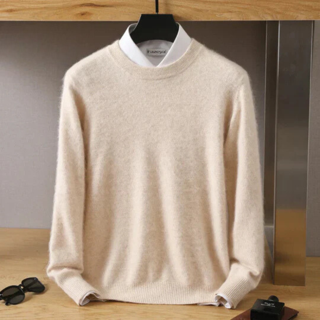 Men's Brushed Trim Crew Neck Sweater with Ribbed Cuffs and Tailored Hem