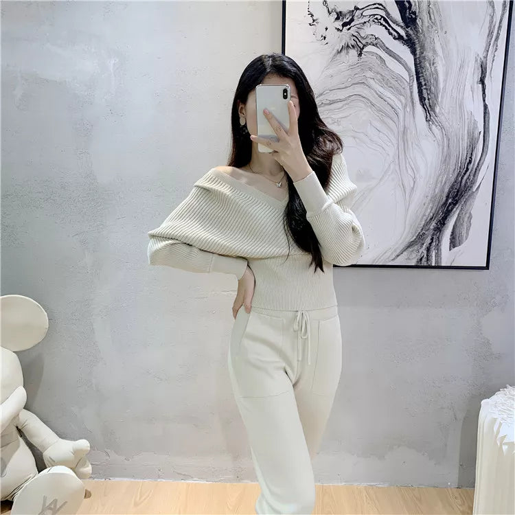 Women's V-Neck Ribbed Sweater and Jogger Set