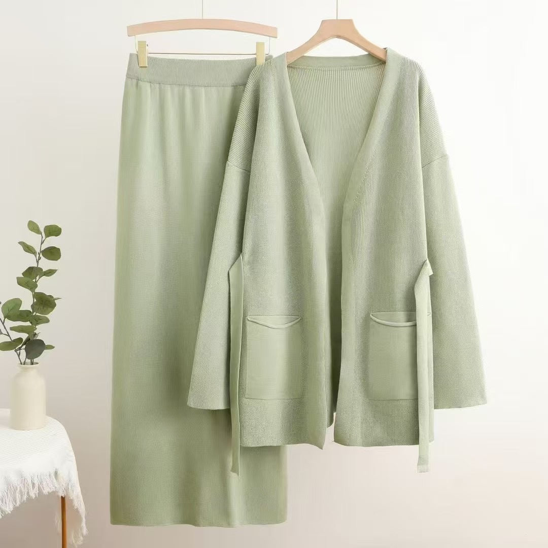Women's Knit Two-Piece Set with Deep V-Neck and Pockets