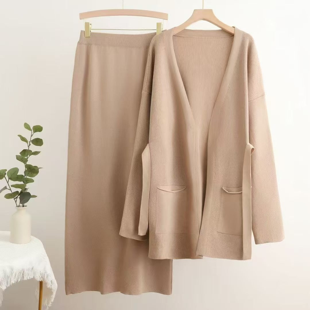 Women's Knit Two-Piece Set with Deep V-Neck and Pockets