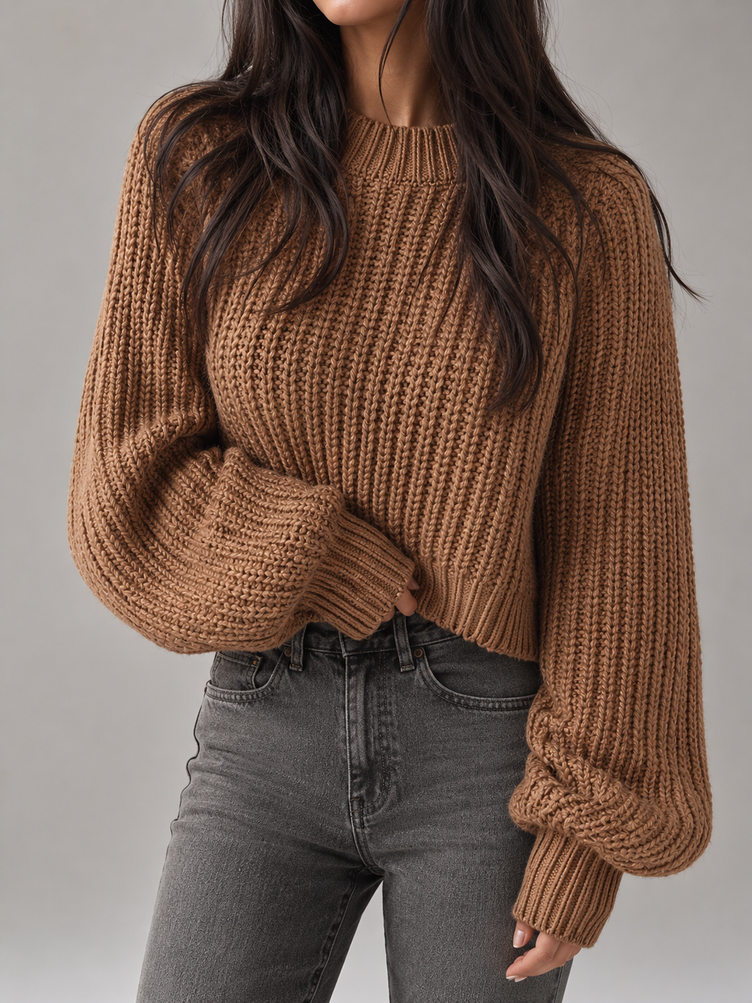 Women's Oversized Cable Knit Sweater with Drop Shoulders and Ribbed Cuffs