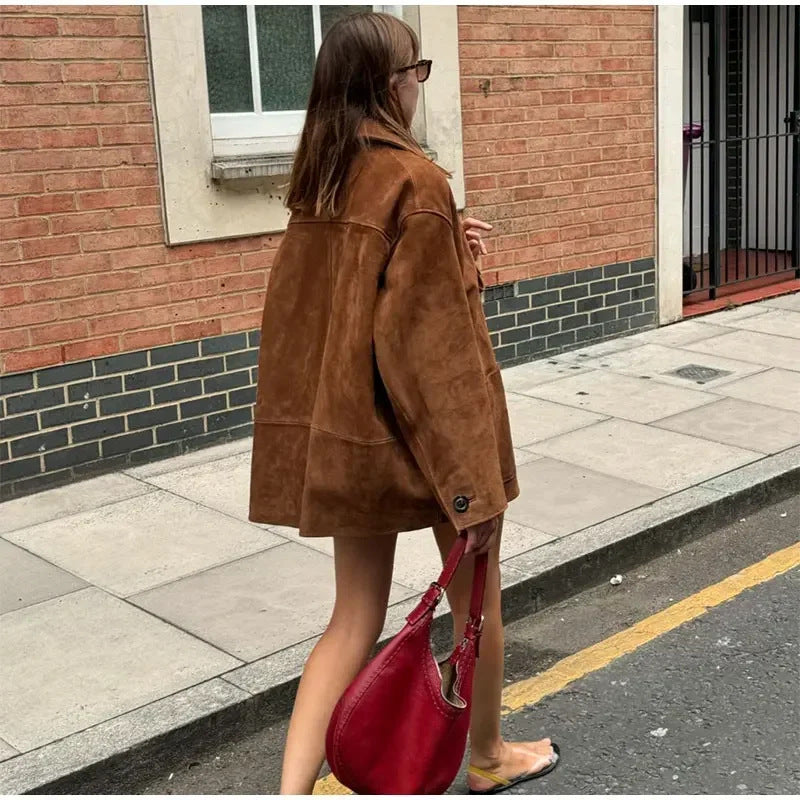 Women's Casual Jacket with Functional Pockets and Timeless Collar