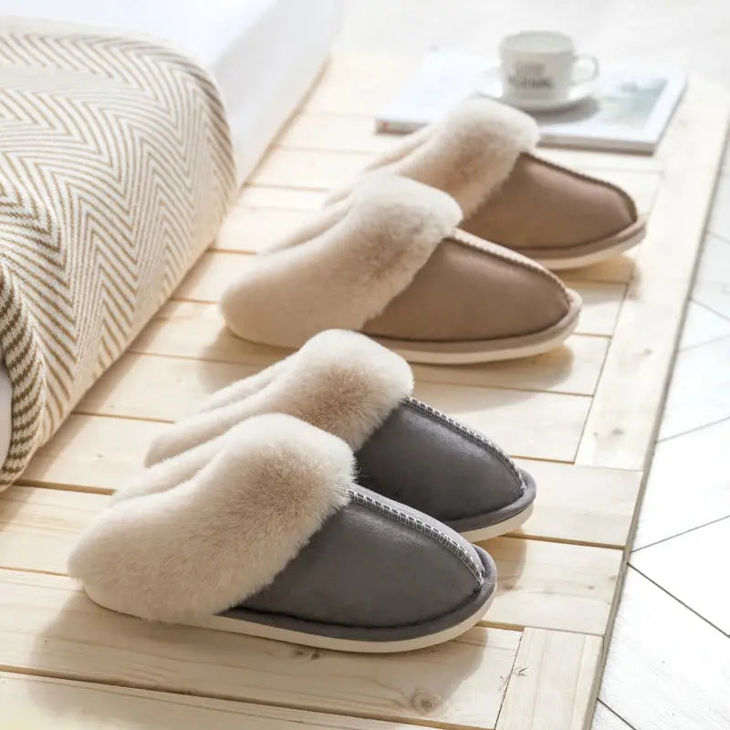Cushioned Closed-Toe Women's Slippers with Thick Non-Slip Sole