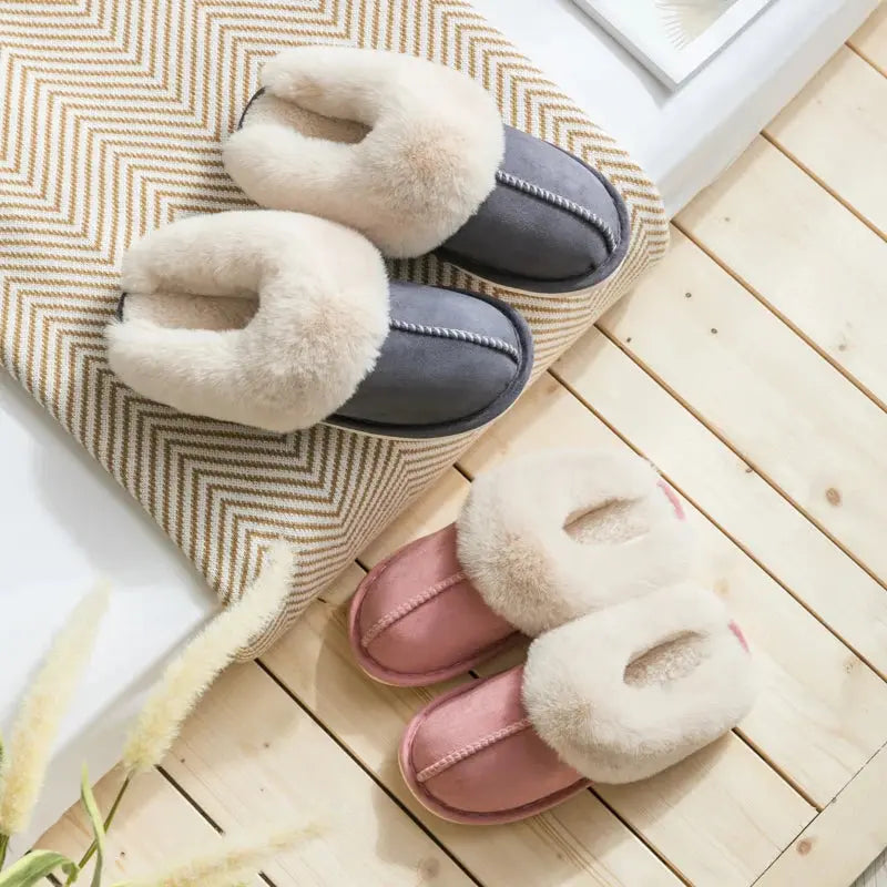 Cushioned Closed-Toe Women's Slippers with Thick Non-Slip Sole