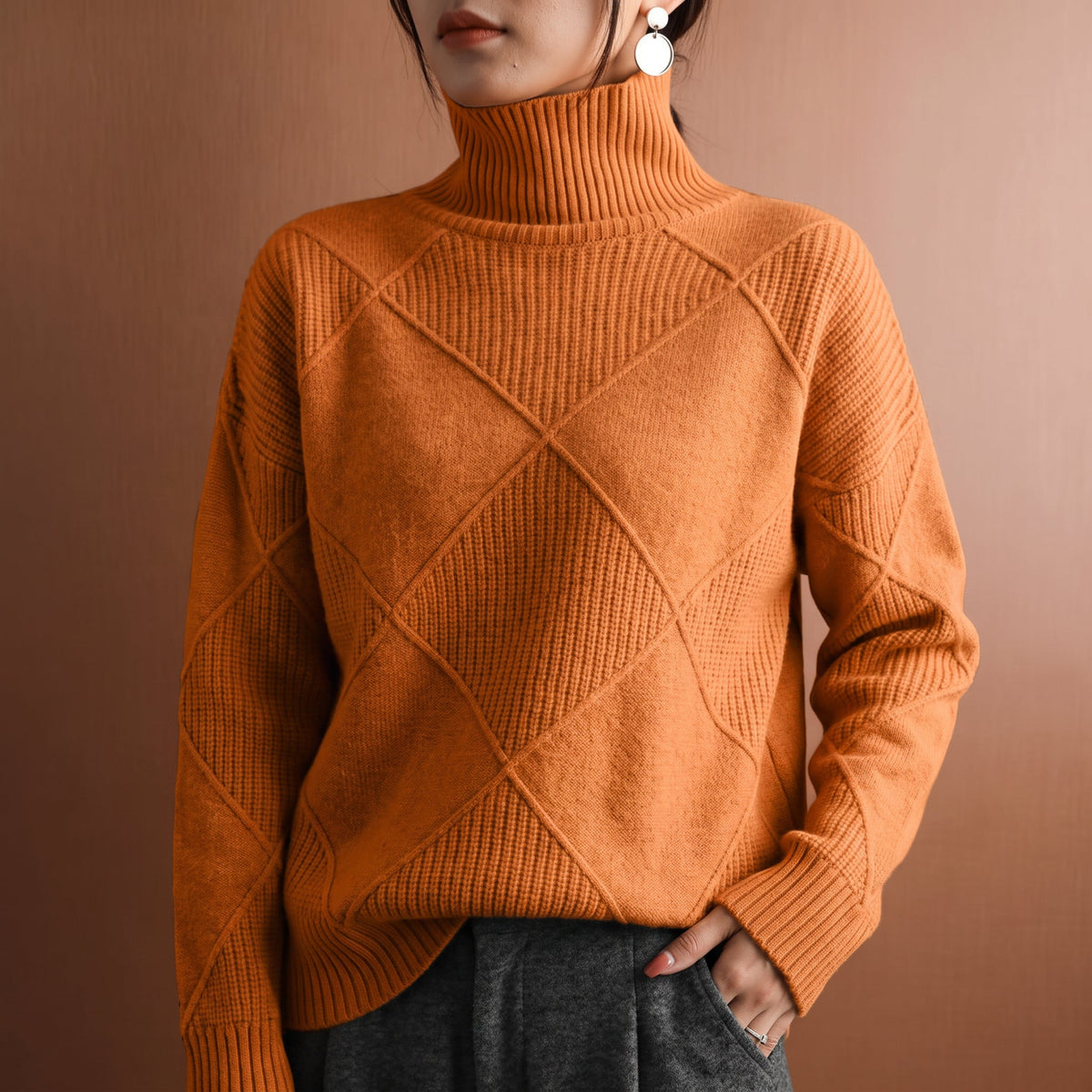 Diamond-Block Ribbed Trim Turtleneck Sweater for Women