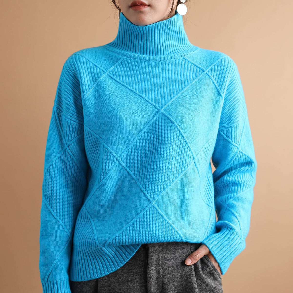 Diamond-Block Ribbed Trim Turtleneck Sweater for Women