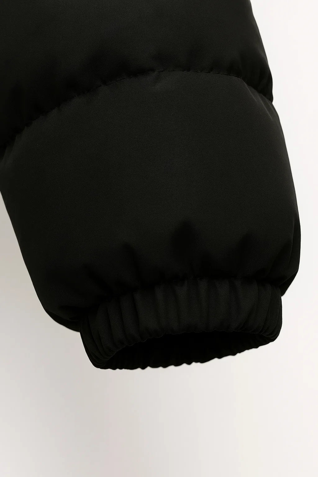 Lightweight Padded Jacket for Men with Hood and Pockets