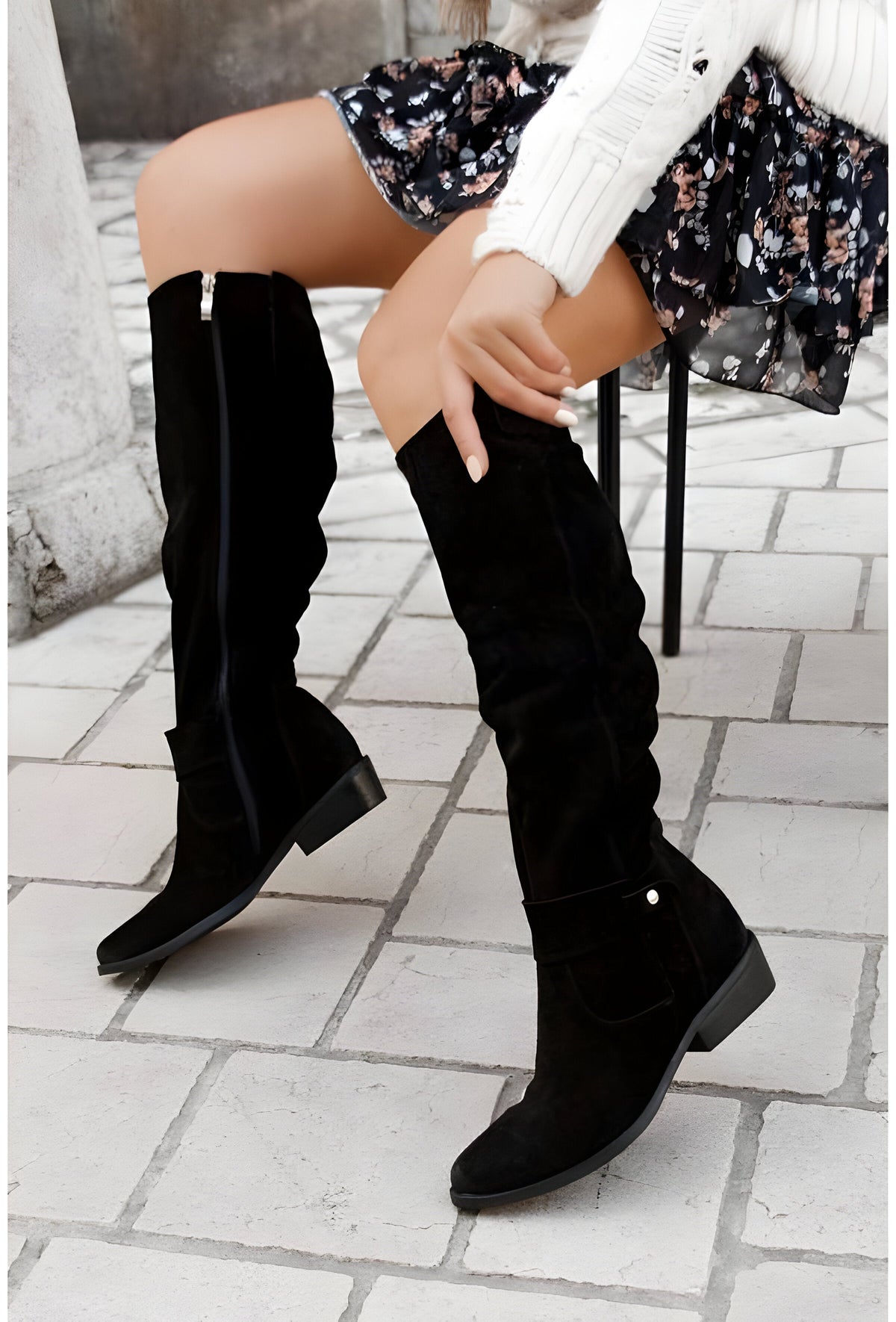 Timeless Women's Knee-High Leather Boots