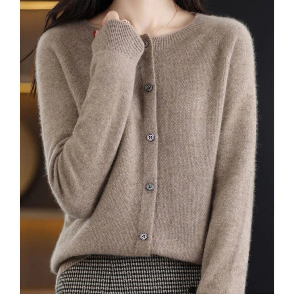 Cardigan for Women with Button Closure and Round Neck