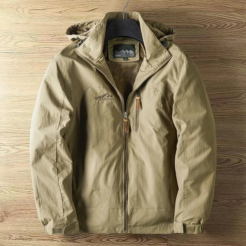 Men's Outdoor Jacket: Waterproof and Breathable