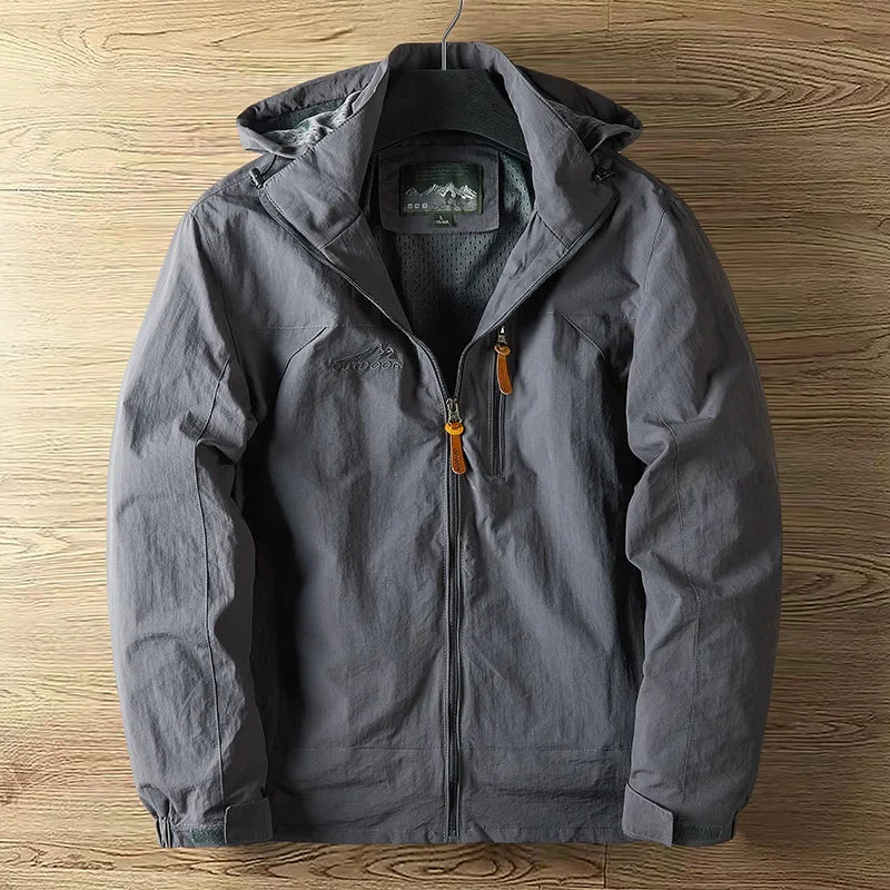 Men's Outdoor Jacket: Waterproof and Breathable