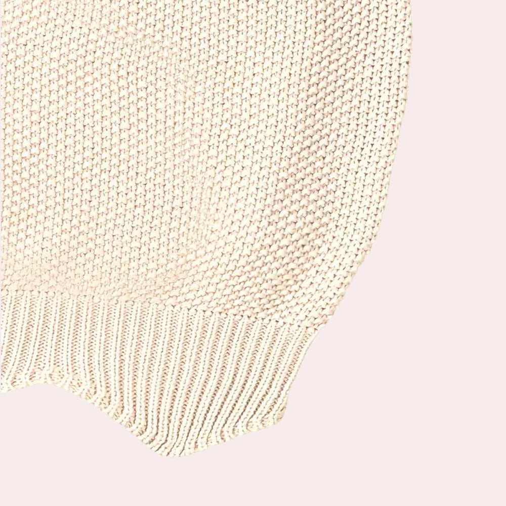 Sleeveless Jumper for Women, Knitted with Round Neck