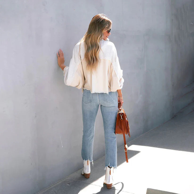 Cropped Jacket for Women with Frayed Hem and Tailored Fit Casual