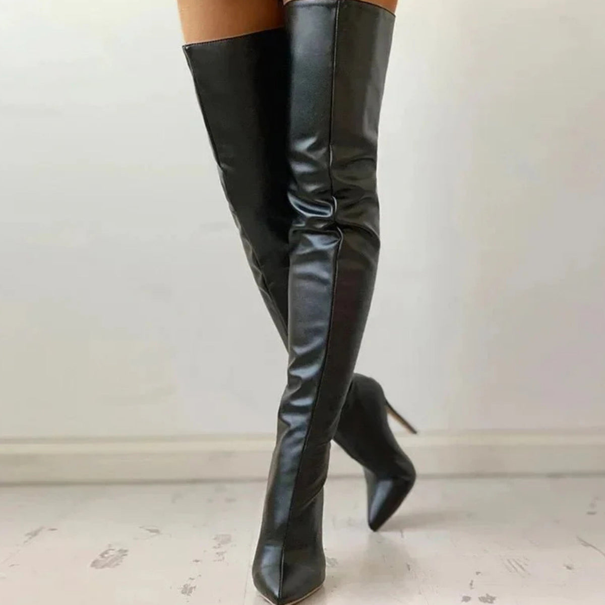 Knee-High Boots for Women with Stiletto Heel for a Perfect Outfit