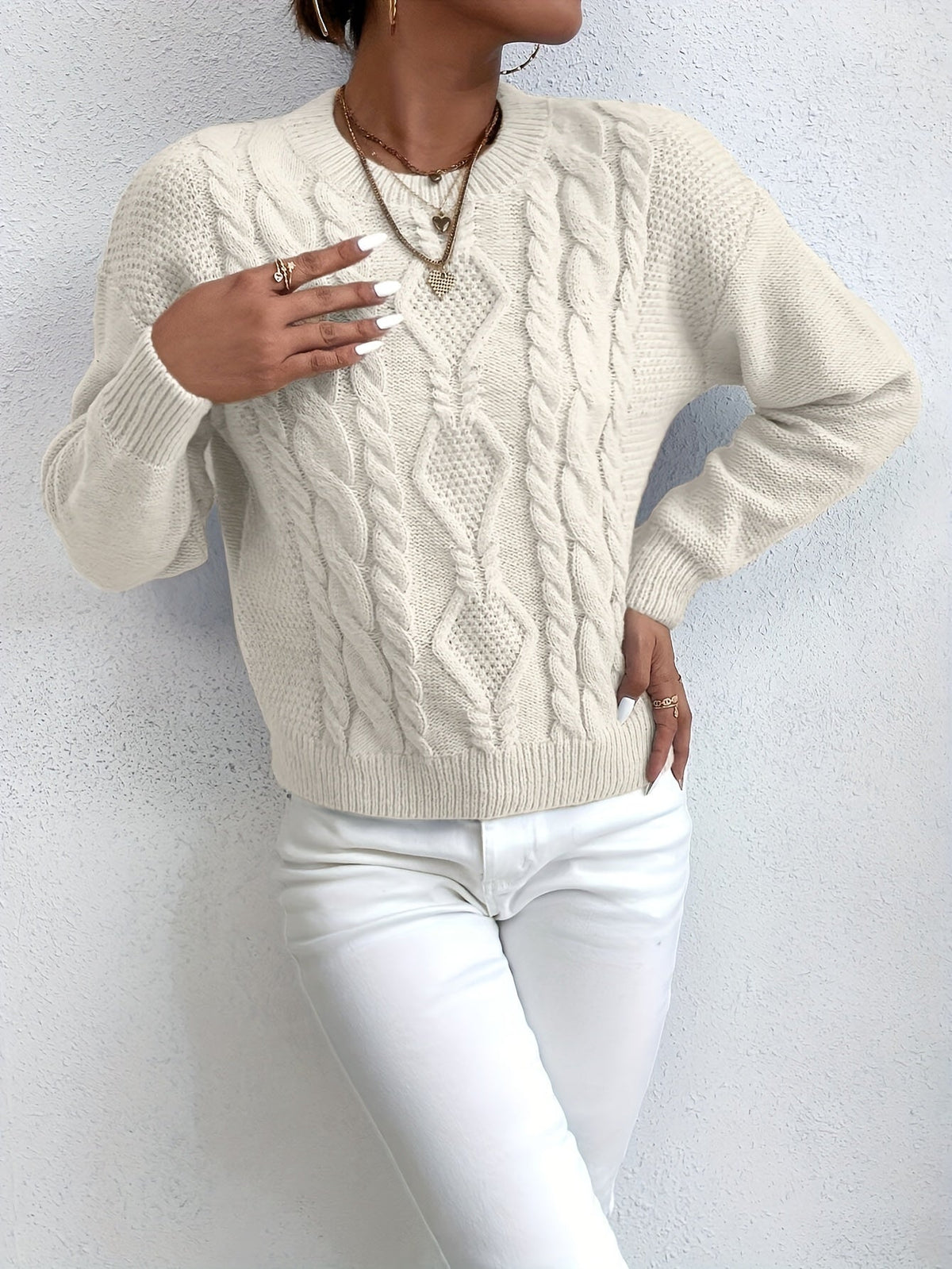 Gwendolyn | Cozy Chunky Cable Knit Sweater