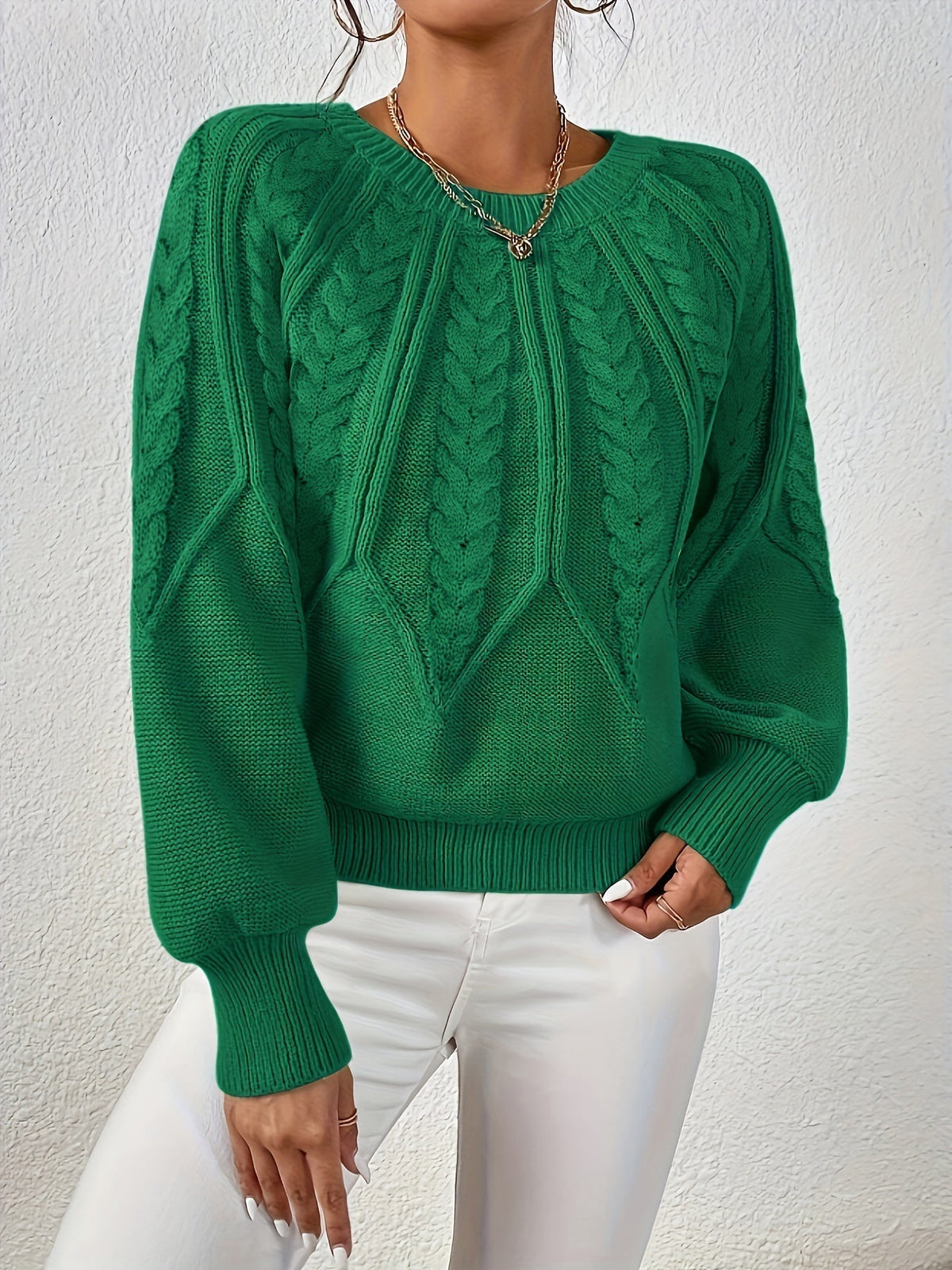 Plus Size Women's Oversized Cable Knit Sweater with Round Neck and Balloon Sleeves
