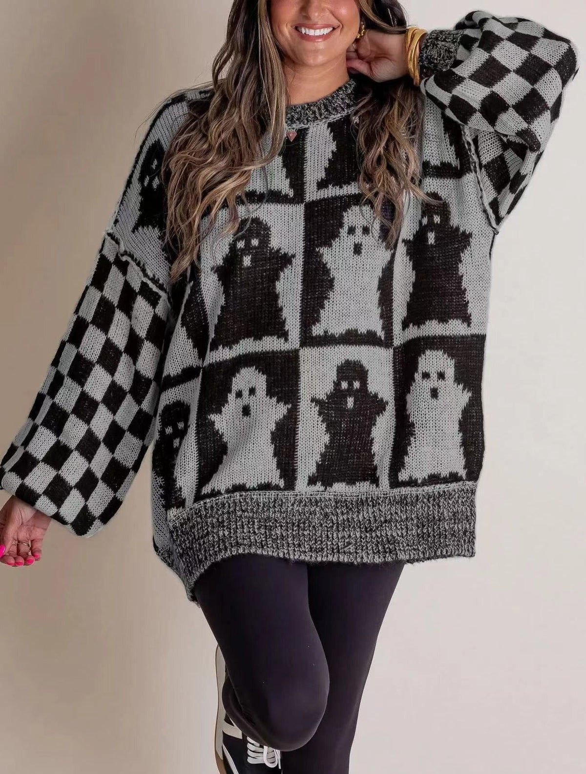 Women's Oversized Halloween Sweater with Checkered Design and Round Neck