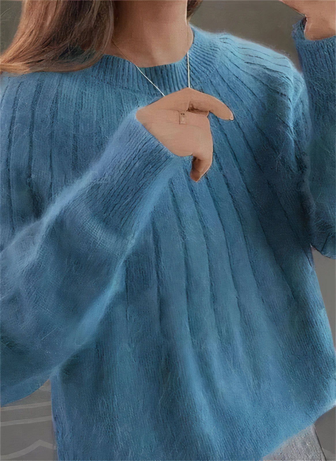 Ladies' Snug Knitted Jumper with Round Neck and Long Sleeves