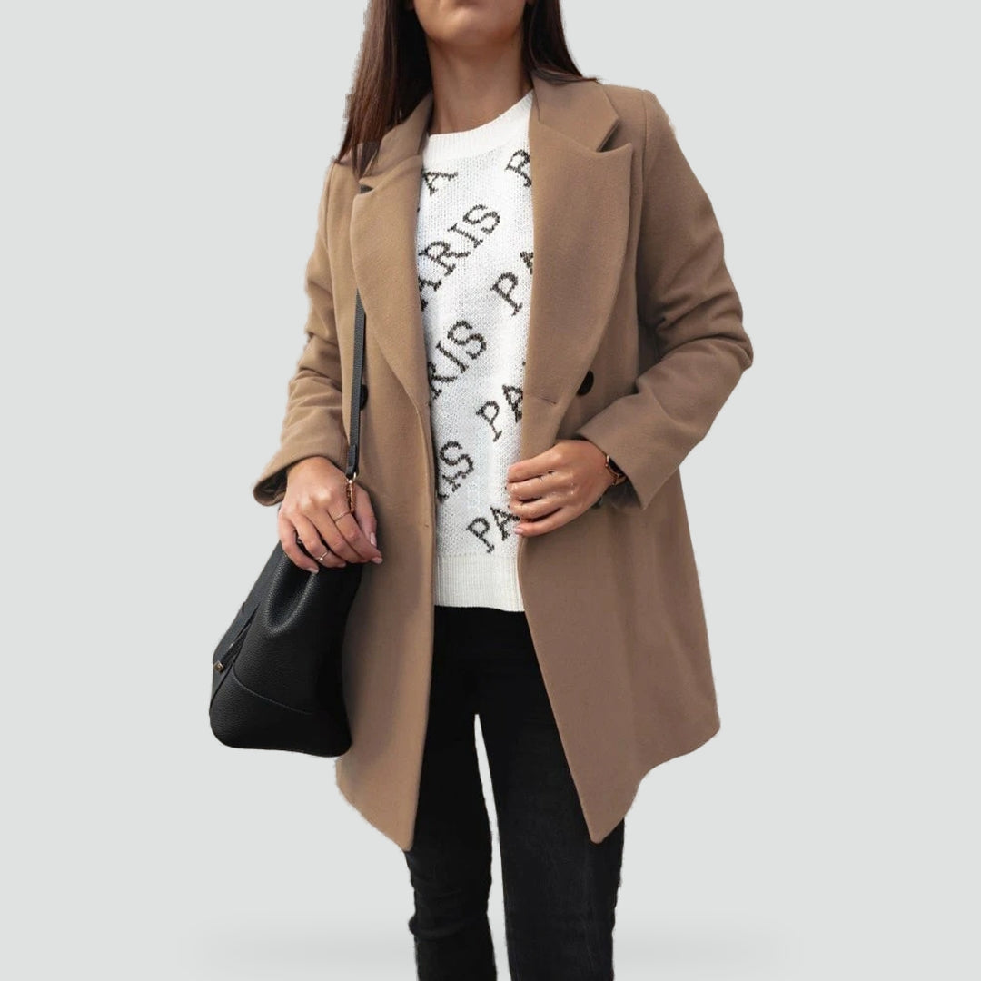 Ladies' Coat with Soft Wool and Refined Collar