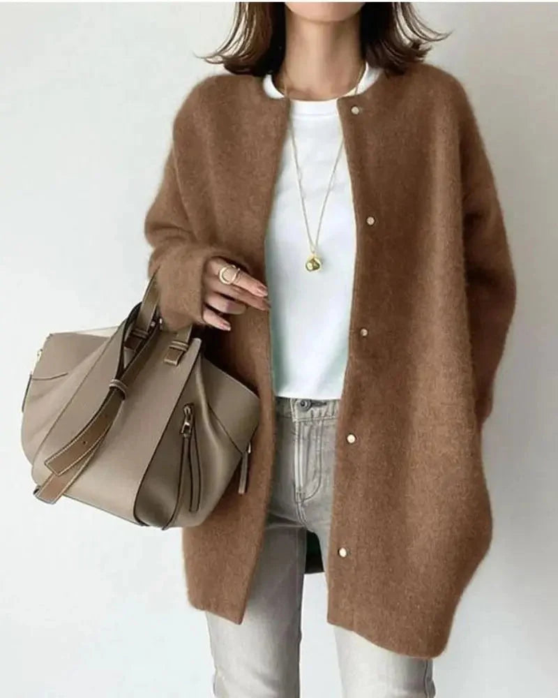 Women's Oversized Cardigan with Round Neck and Snap Buttons