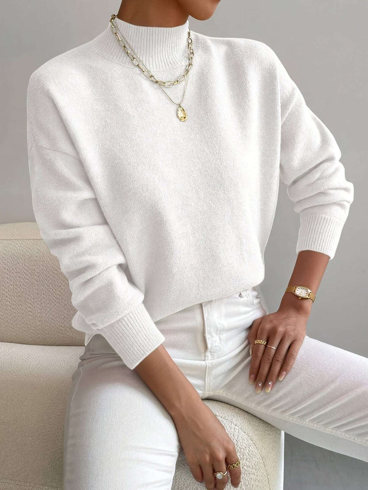 Ladies' Jumper with Elegant Collar and Soft Knit for Winter Days