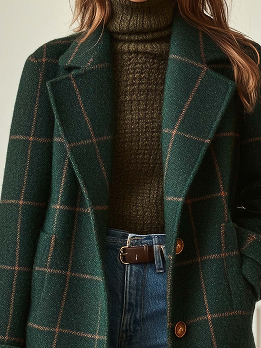 Women's Checkered Winter Coat with Notched Collar and Button Closure