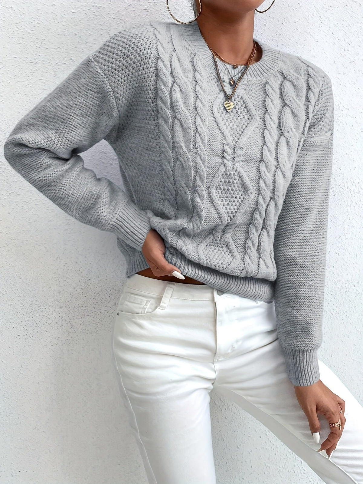 Gwendolyn | Cozy Chunky Cable Knit Sweater