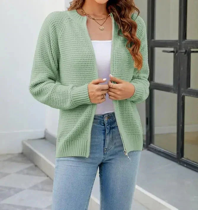 Classic Women's Zip-Up Cardigan for Everyday Wear