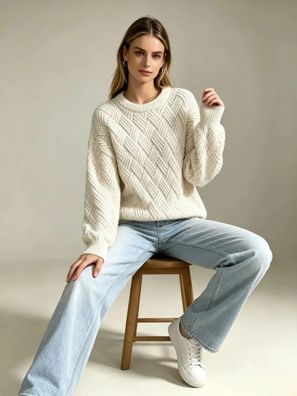 Women's Classic Cable Jumper with Crew Neck