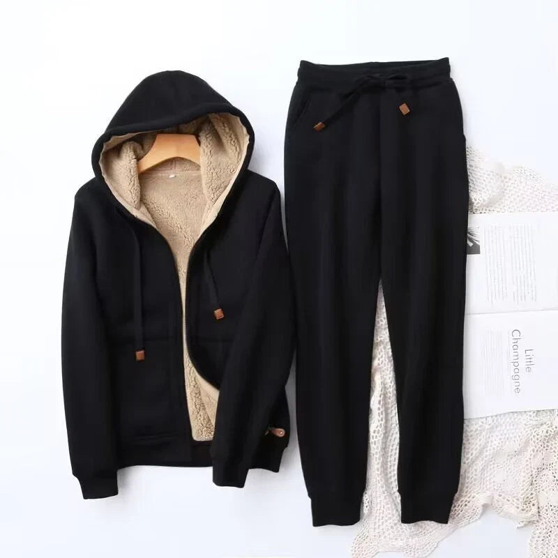 Ladies' Loungewear Set | Two-Piece Outfit with Trendy and Cozy Look
