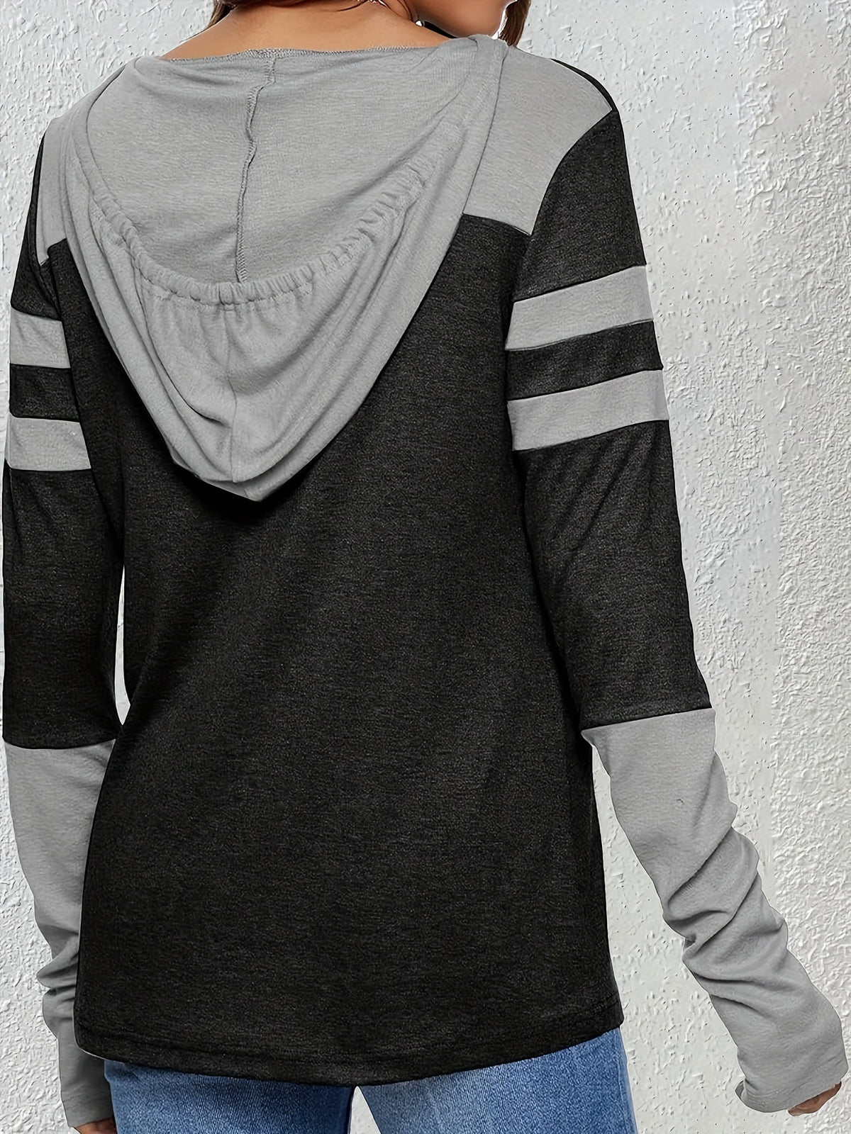 Coralie | Color-Blocked Hoodie with Thumbholes