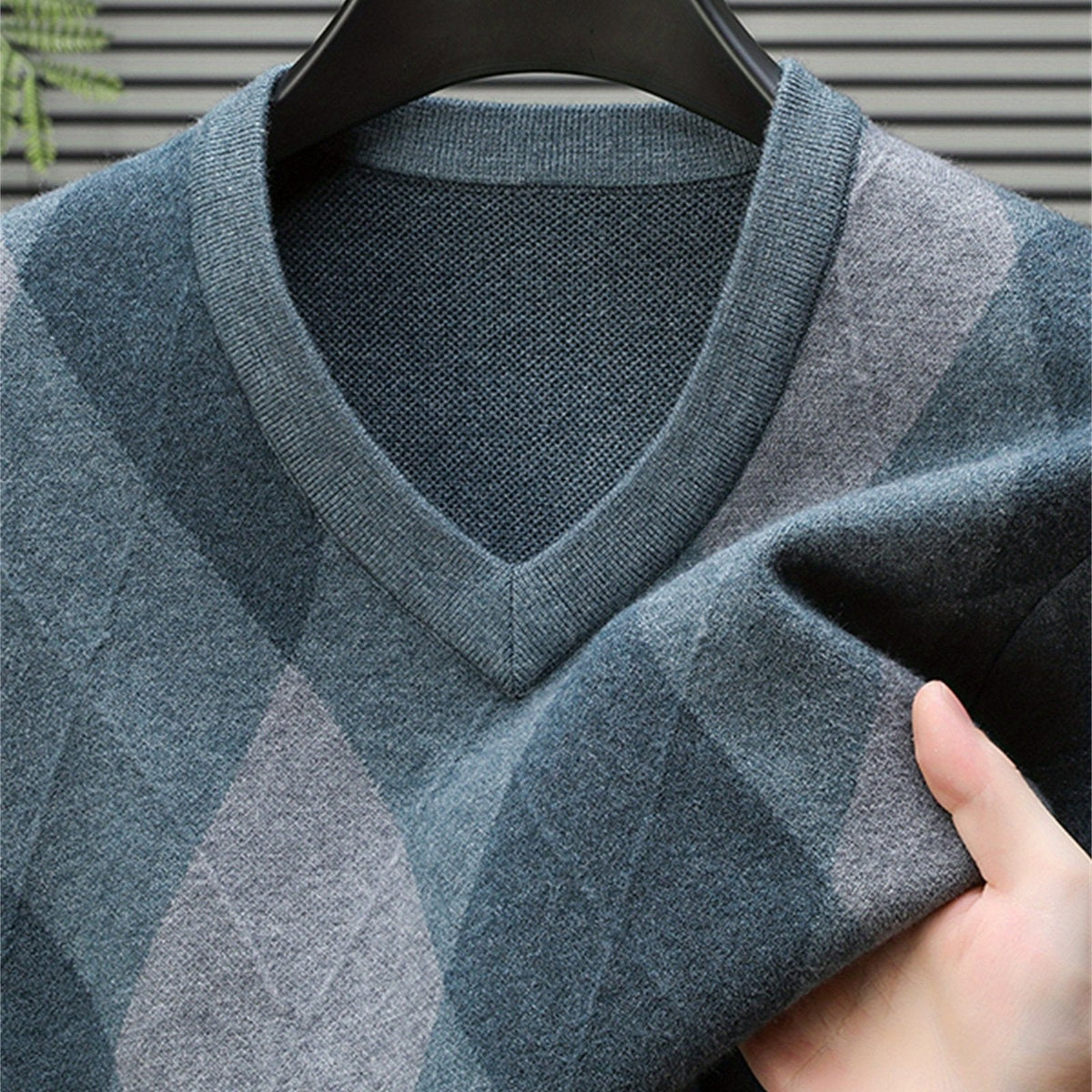 Ellis | Argyle V-Neck Sweater