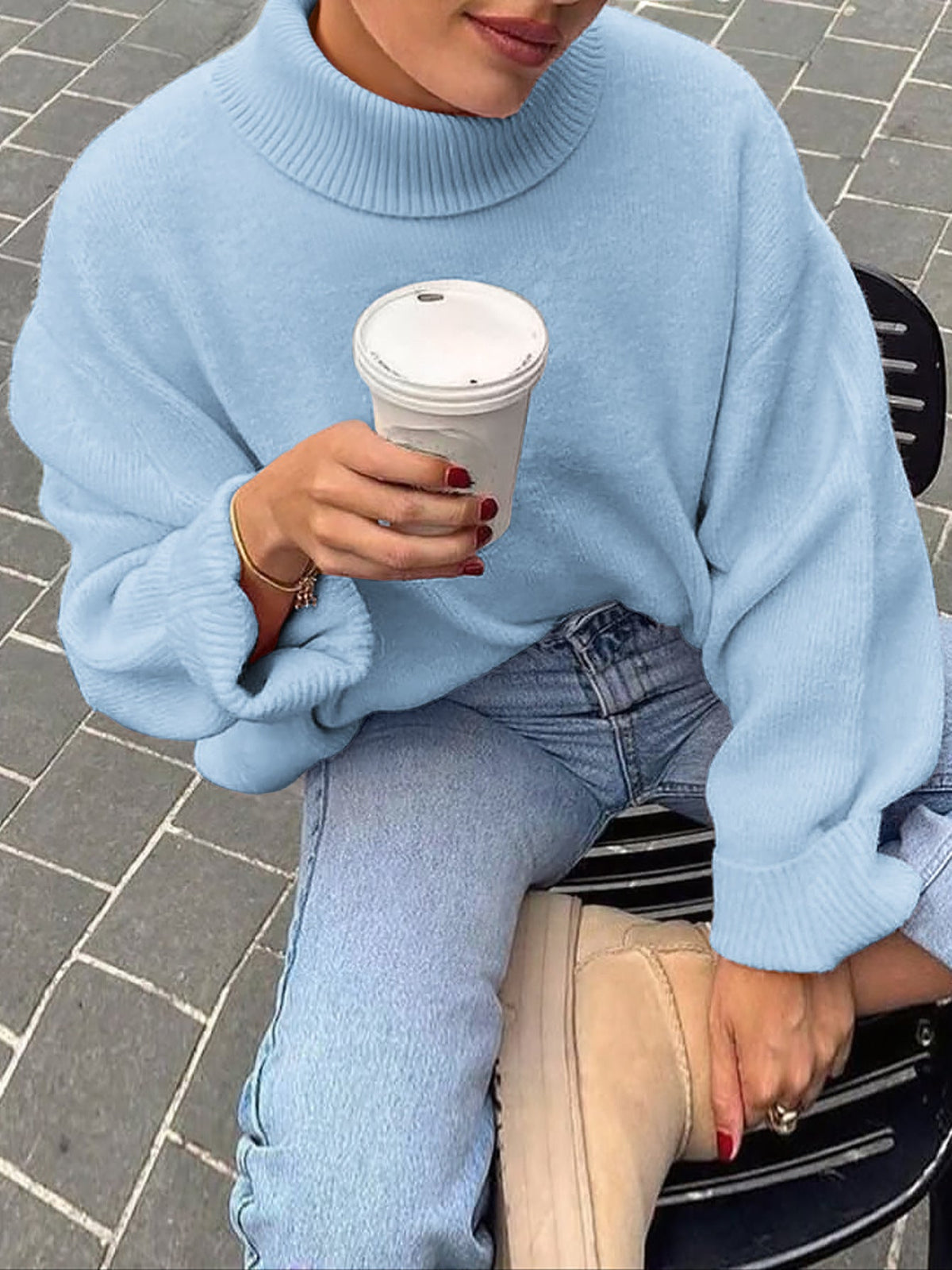 Klara | Comfortable Long Sleeve Round Neck Sweater with Stretch