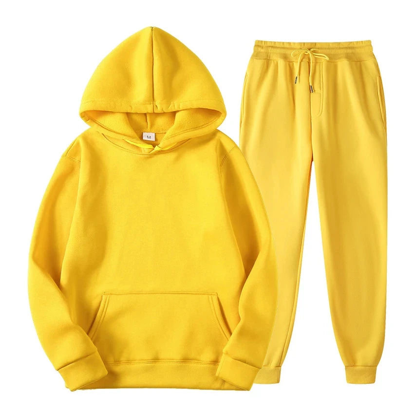 Comfortable jogging set for men with modern style and ultimate relaxation | Senn