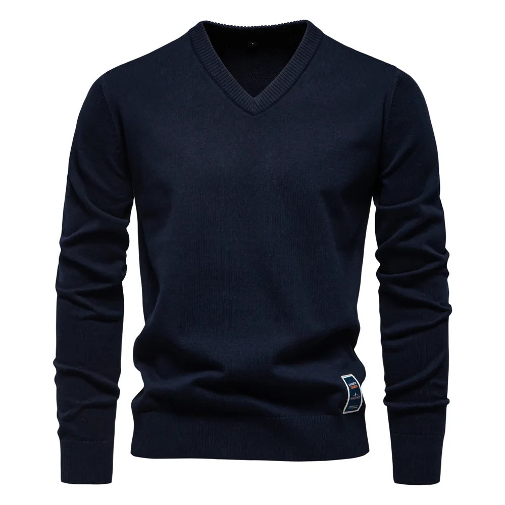 Classic men's jumper with V-neck for refined elegance and ultimate comfort | Koen