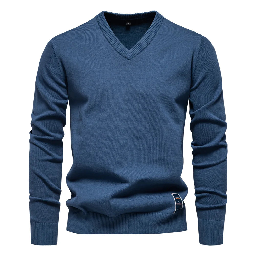 Classic men's jumper with V-neck for refined elegance and ultimate comfort | Koen