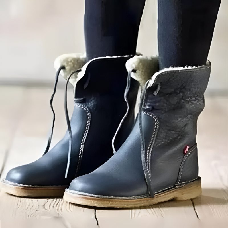 Women's Lined Lace-Up Boots