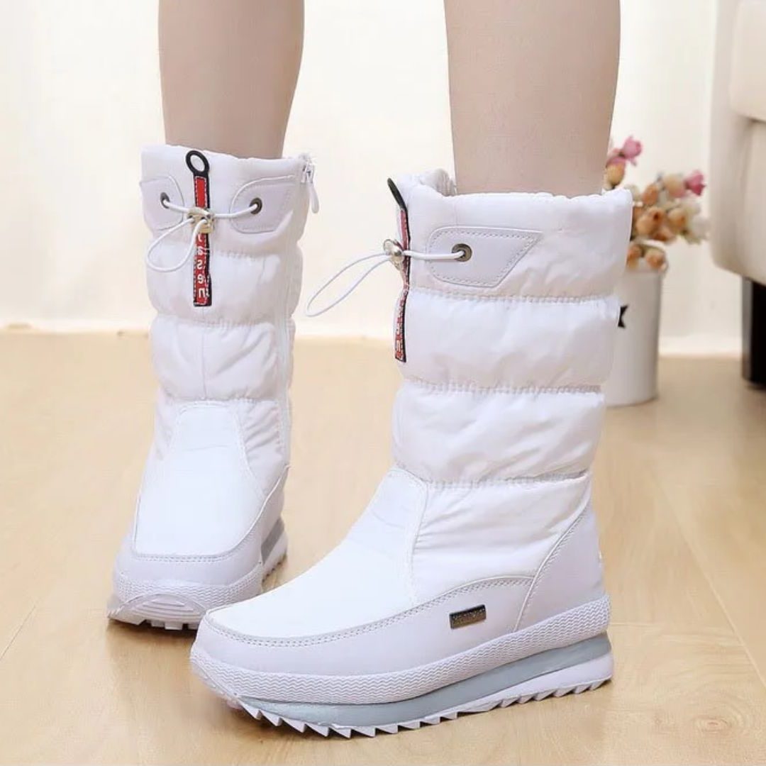 Women's Quilted Snow Boots with Zipper Closure
