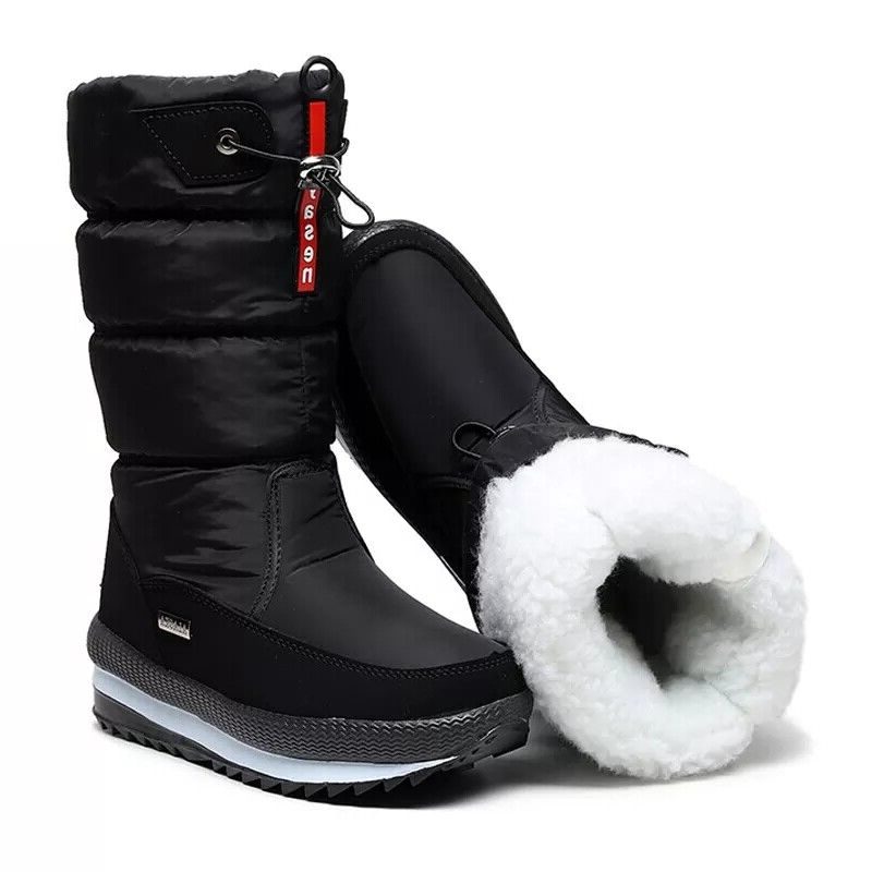 Women's Quilted Snow Boots with Zipper Closure