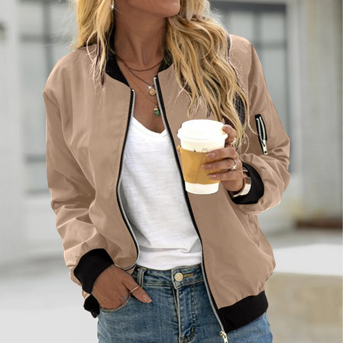 Lyra – Women's bomber jacket with trendy look