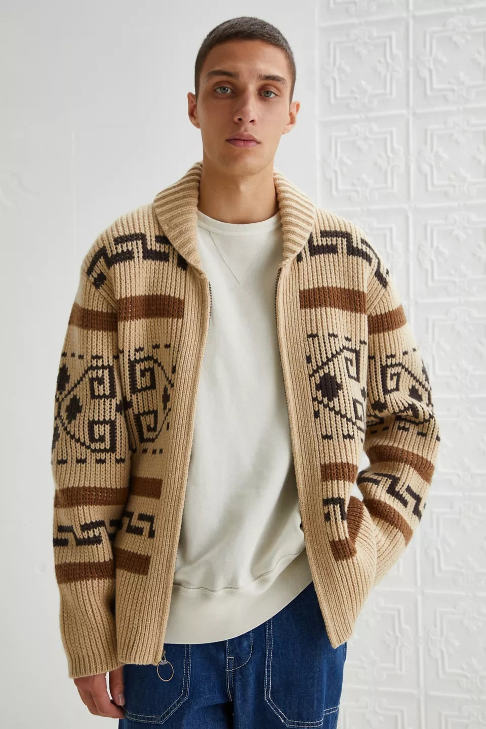 Men's Cardigan with Jacquard Pattern and Shawl Collar
