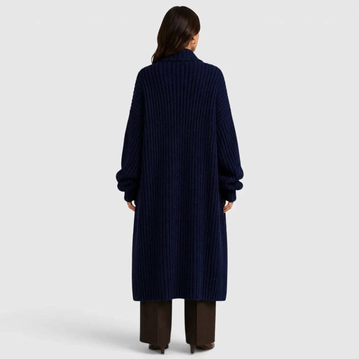 Long Women's Knitted Waistcoat with Pockets